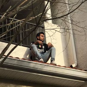 Meet your Posher, Raul